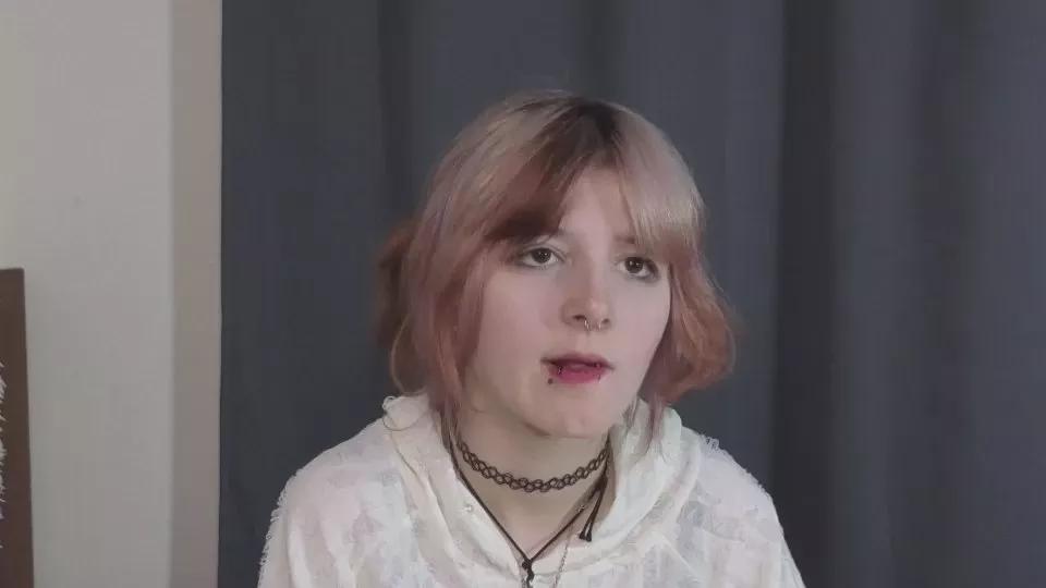 Offline ChelseaBledsoe on Cam4