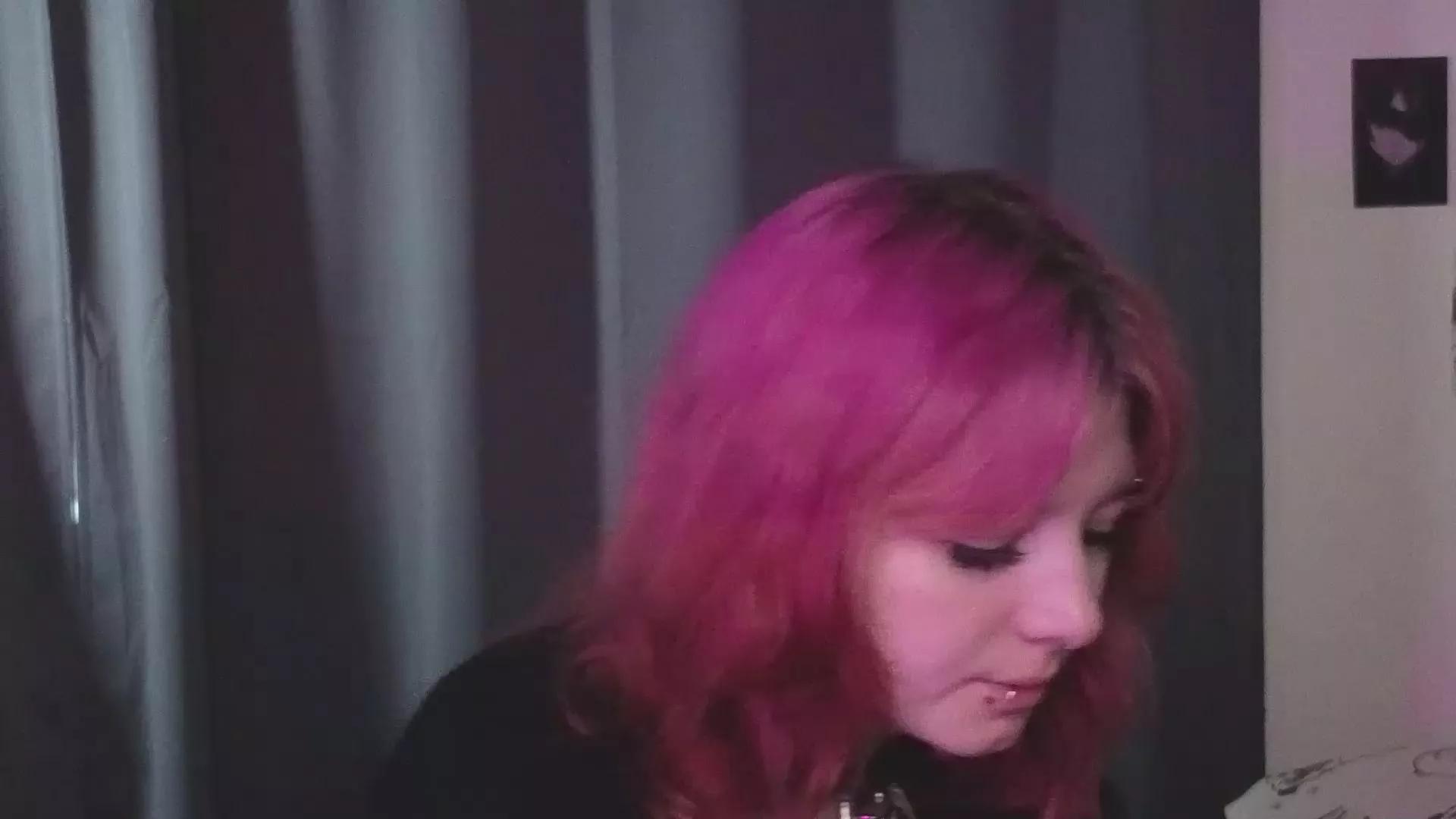 Offline ChelseaBledsoe on Cam4