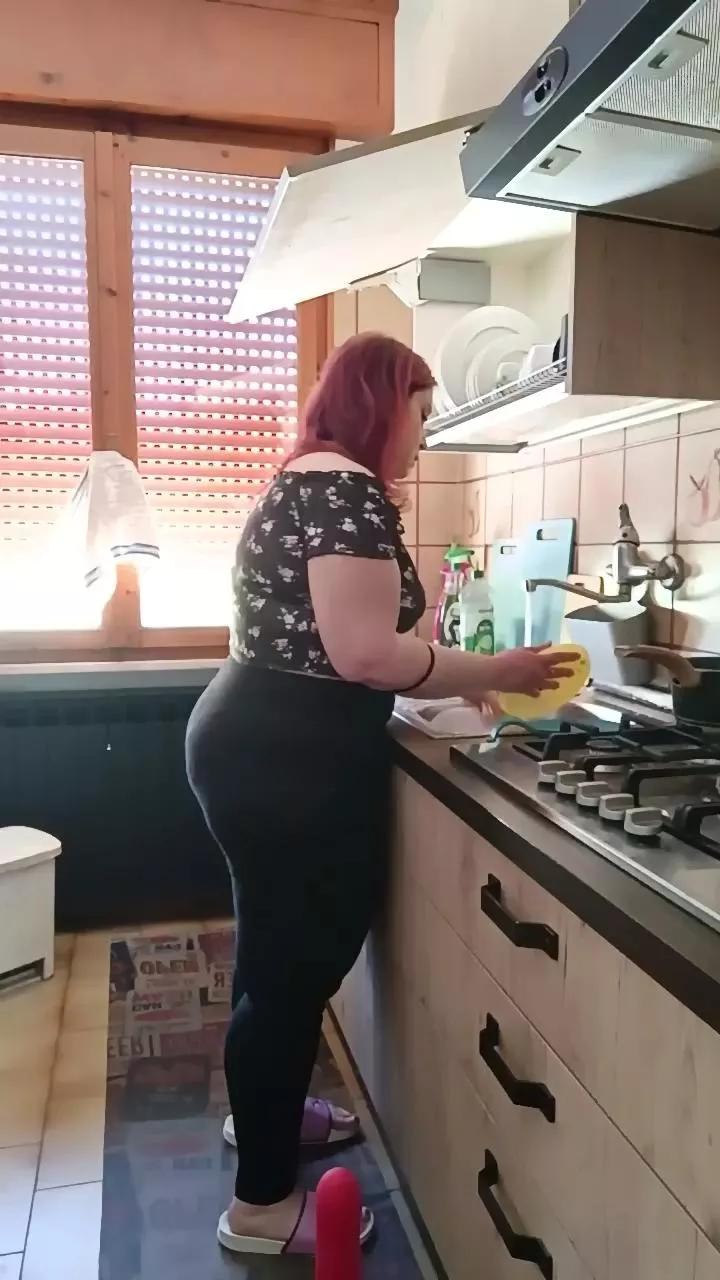 Cherryhair1988 on Cam4 