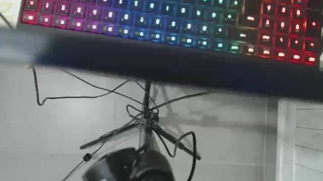 Offline ChloeMelons on Cam4