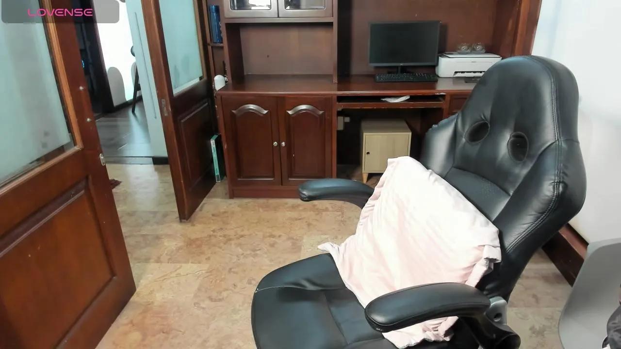 ChloeShine_