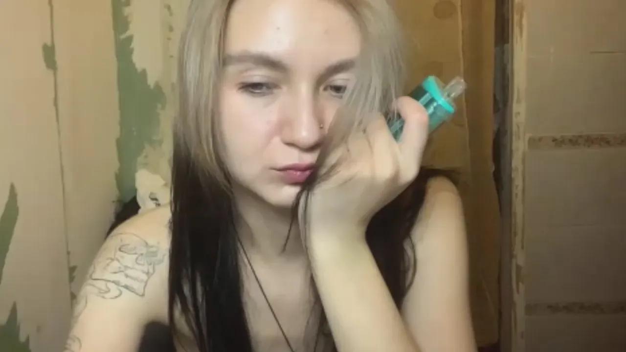 ChristaOthoudt — Freechat on Cam4