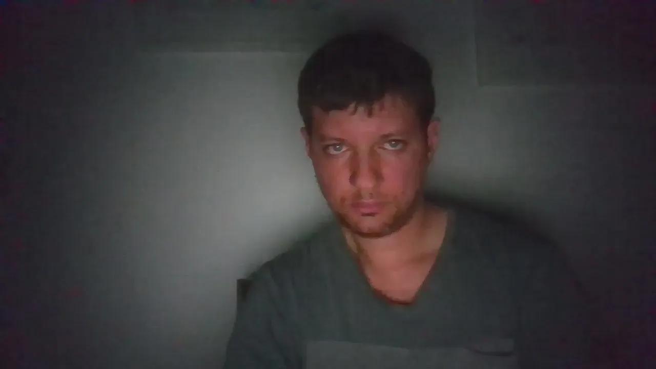 christian2210_P — Freechat on Cam4