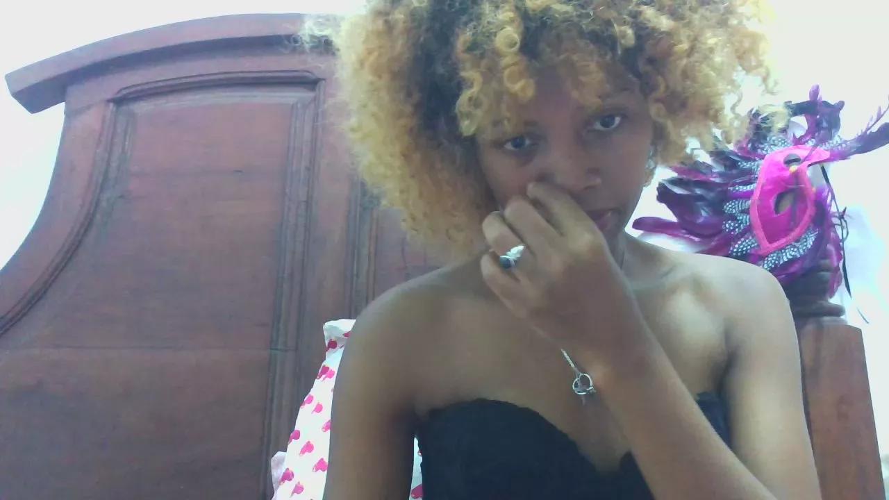 Offline claudia306 on Cam4