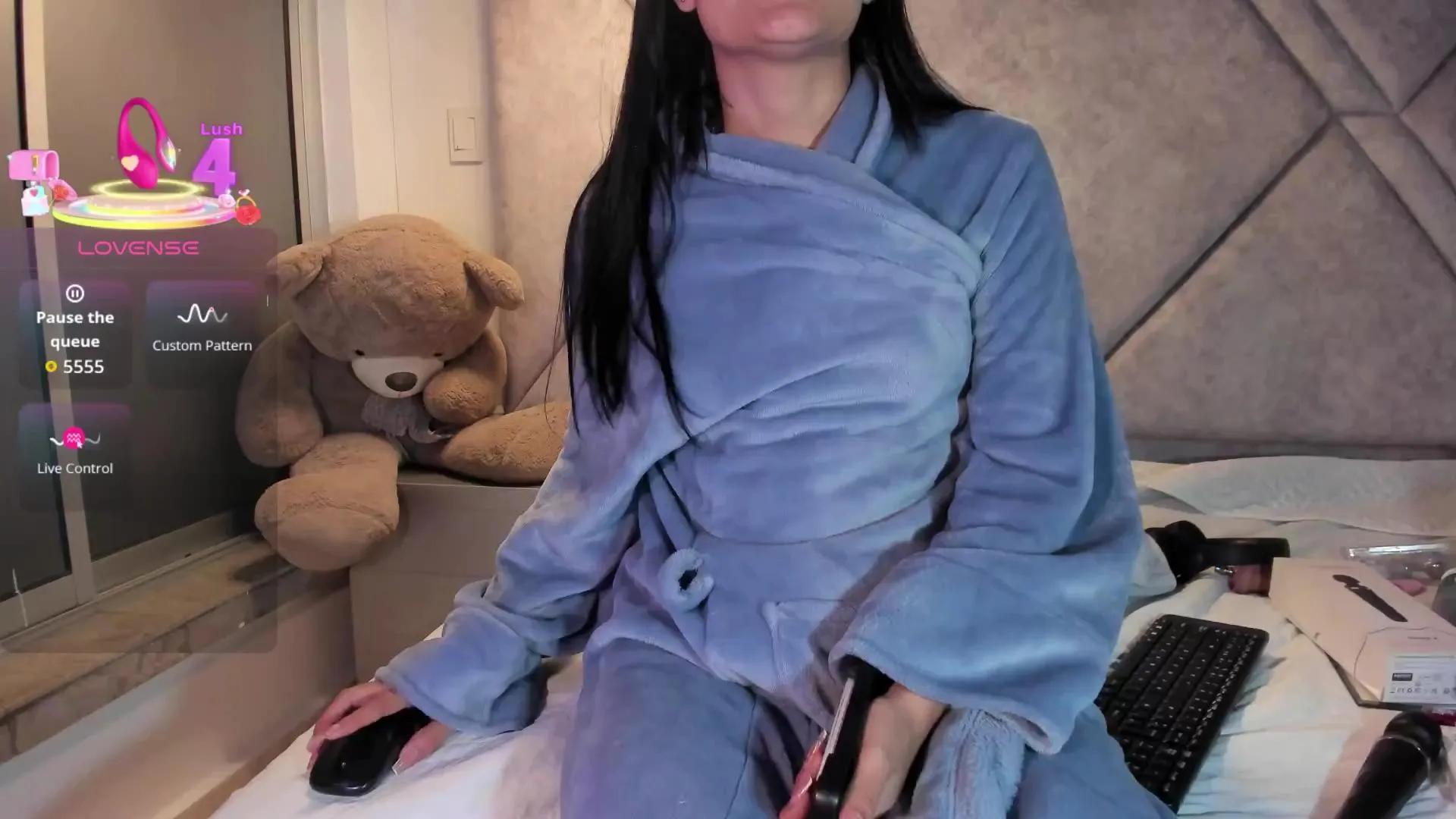 Offline Cleopattra_ on Cam4