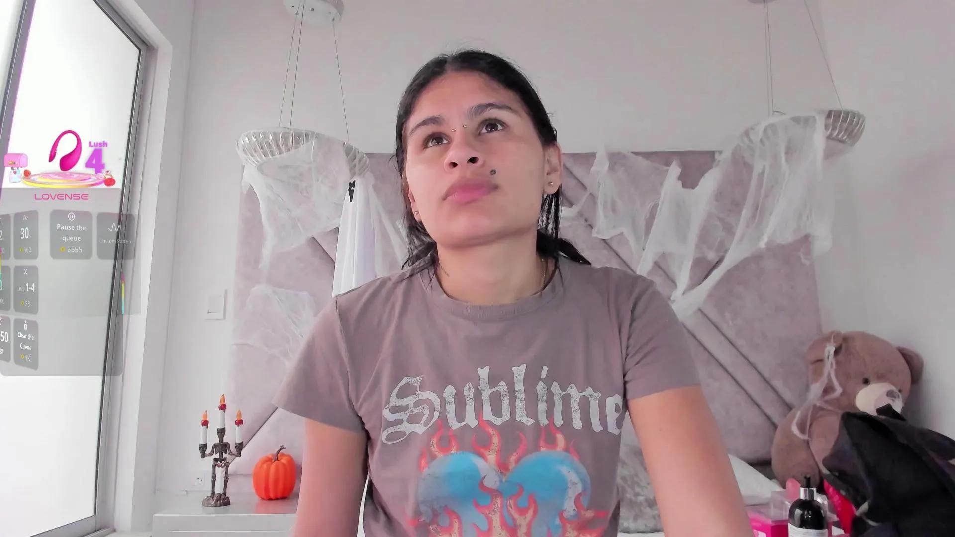 Offline Cleopattra_ on Cam4
