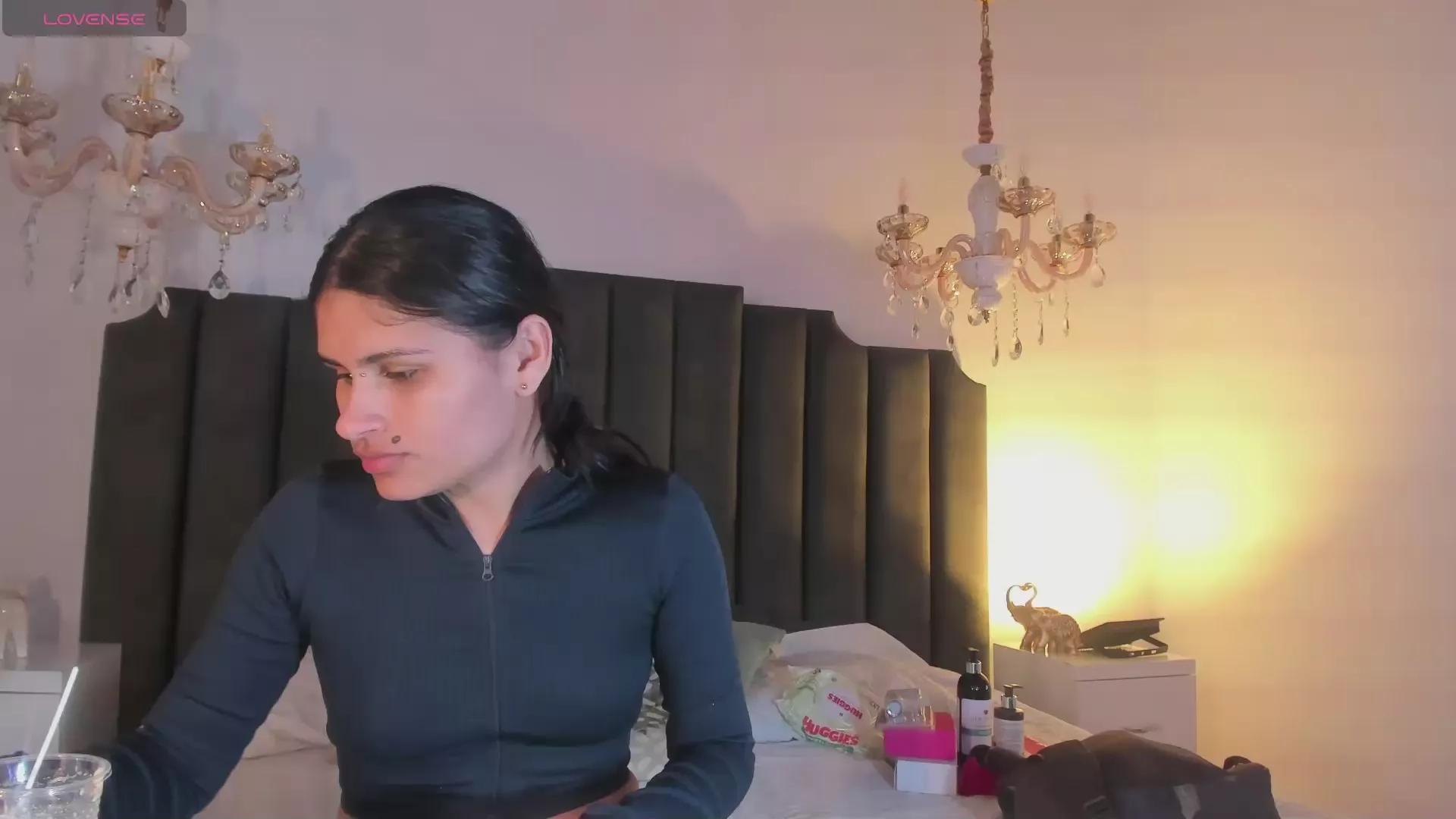 Offline Cleopattra_ on Cam4