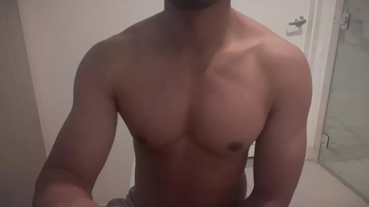 Connorw088 on Cam4 