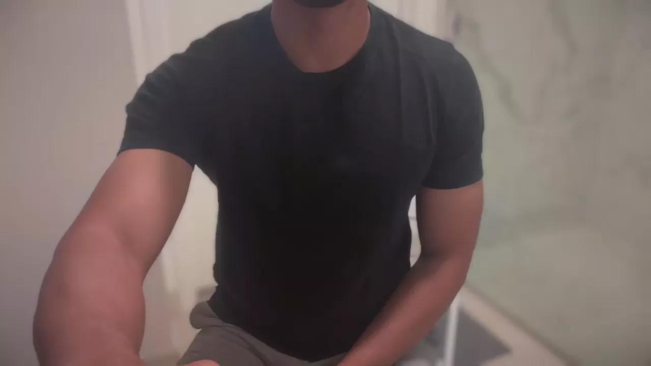 Connorw088 on Cam4 
