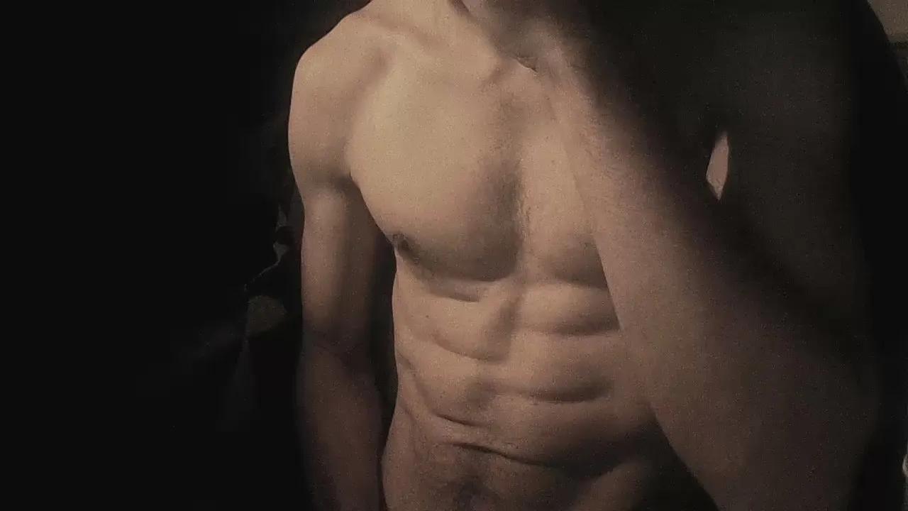 Coolmementox on Cam4 