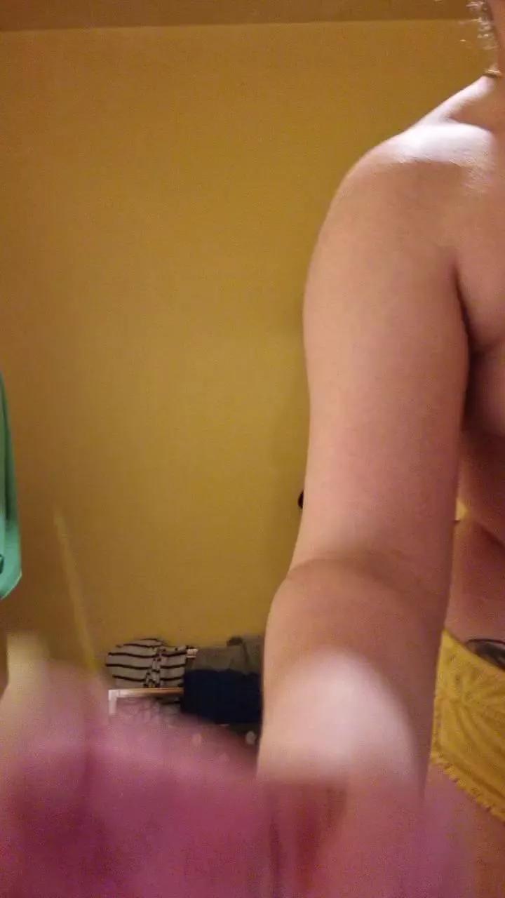 Offline coquinenympho on Cam4