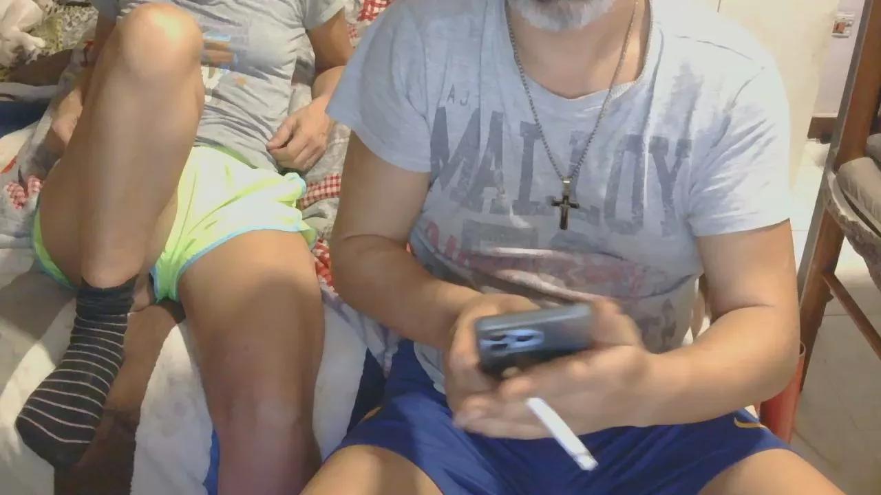 Couplemilf2 on Cam4 