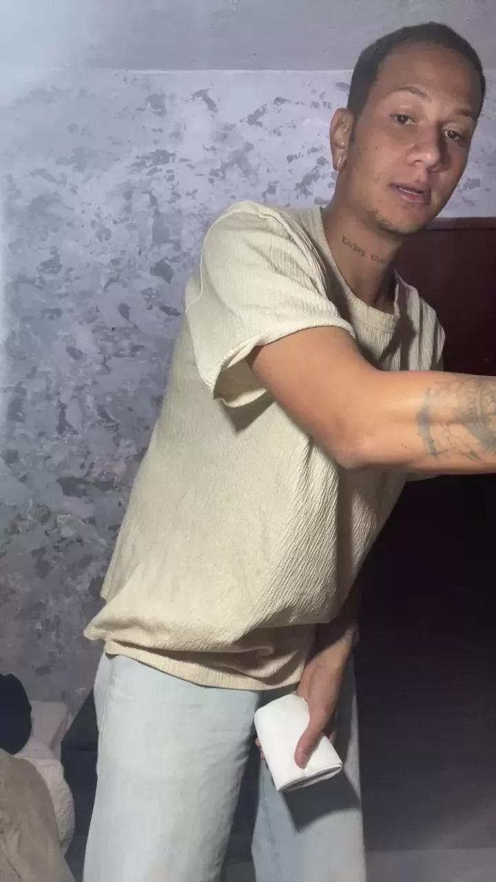 criasrjdot on Cam4 