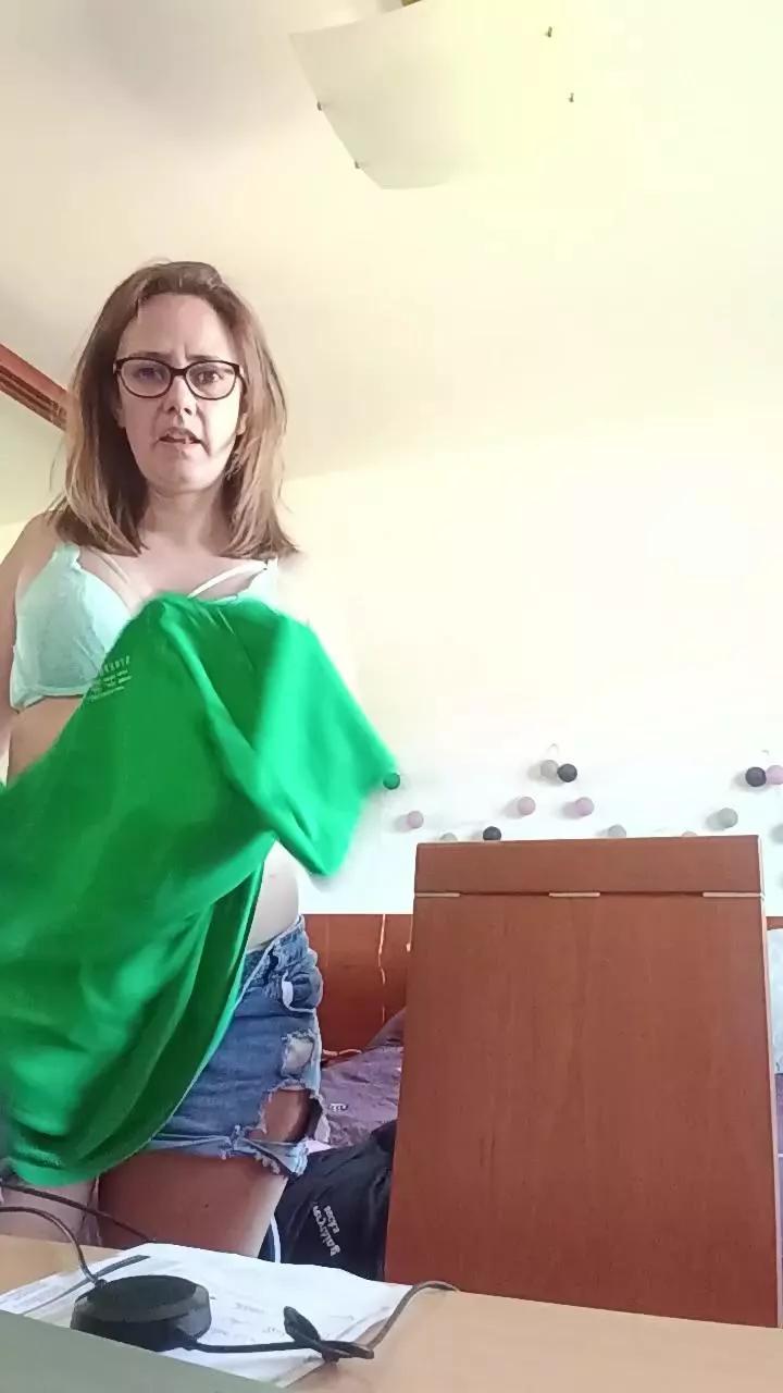 Cristinitapija on Cam4 
