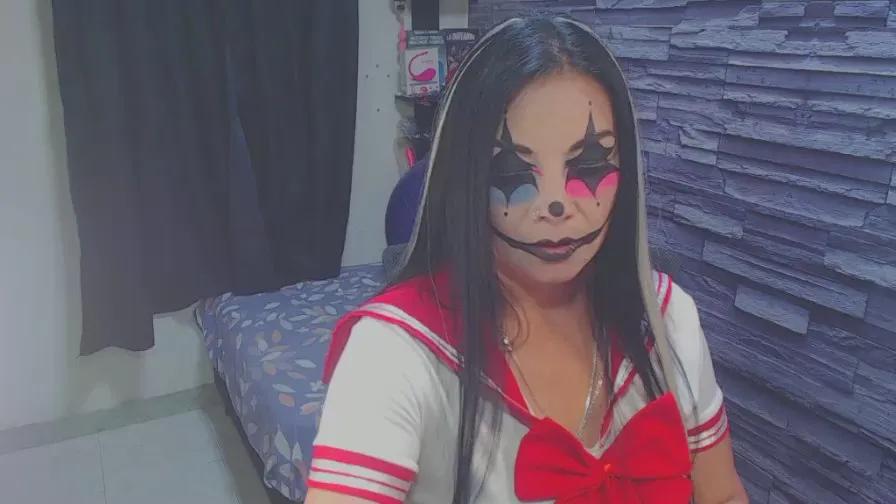 Offline cruela_deviil on Cam4