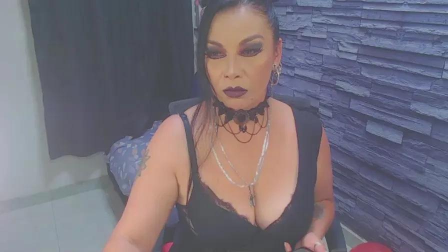 Cam4 cruela_deviil  is Freechat  cruela_deviil —  #deepthroat #anal #spanking #feet #blowjob #pussy #ass