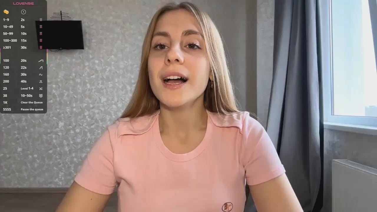 CrystleCastros —  #bigass #squirt #striptease #blowjob #ass #pussy #spanking