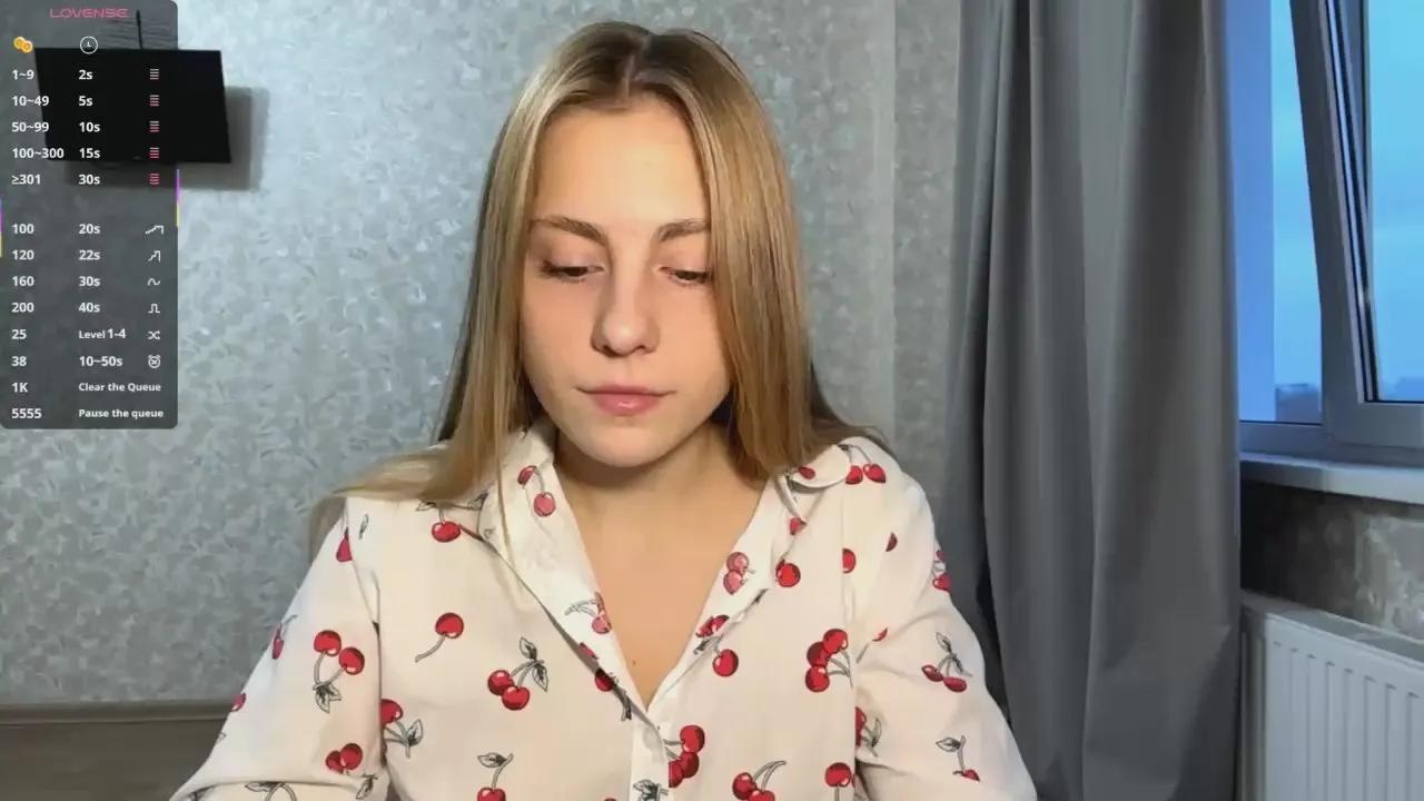 CrystleCastros —  #bigass #squirt #striptease #blowjob #ass #pussy #spanking