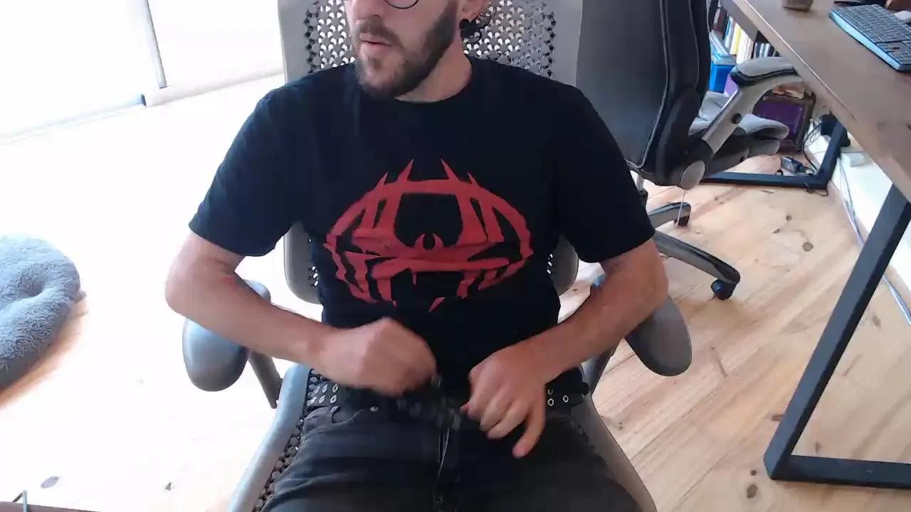 Offline cuiar_punx on Cam4