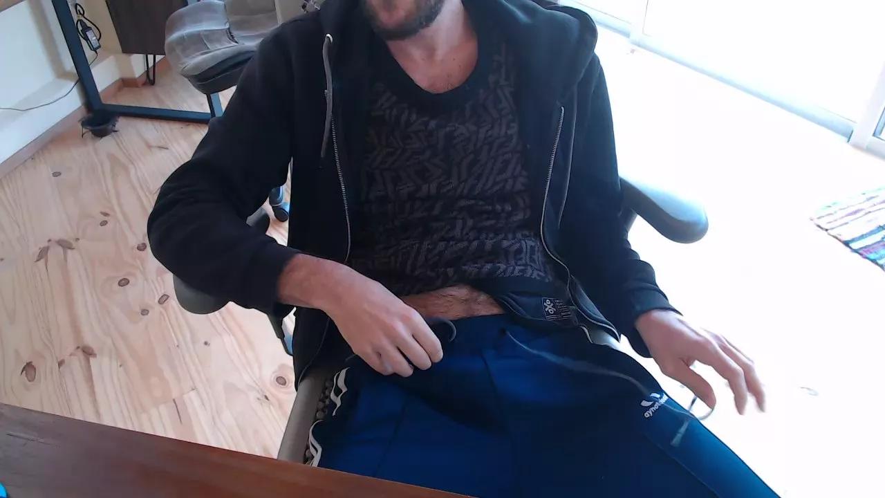 Offline cuiar_punx on Cam4