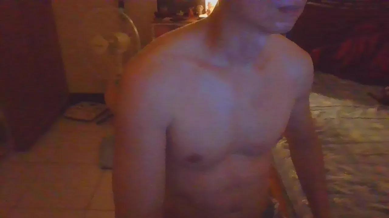 cutenewmemory22 on Cam4 