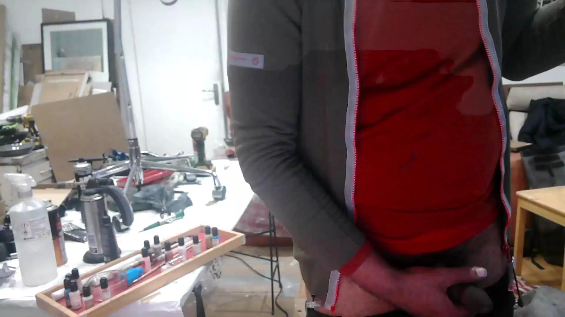 D_W_Londonboy on Cam4 