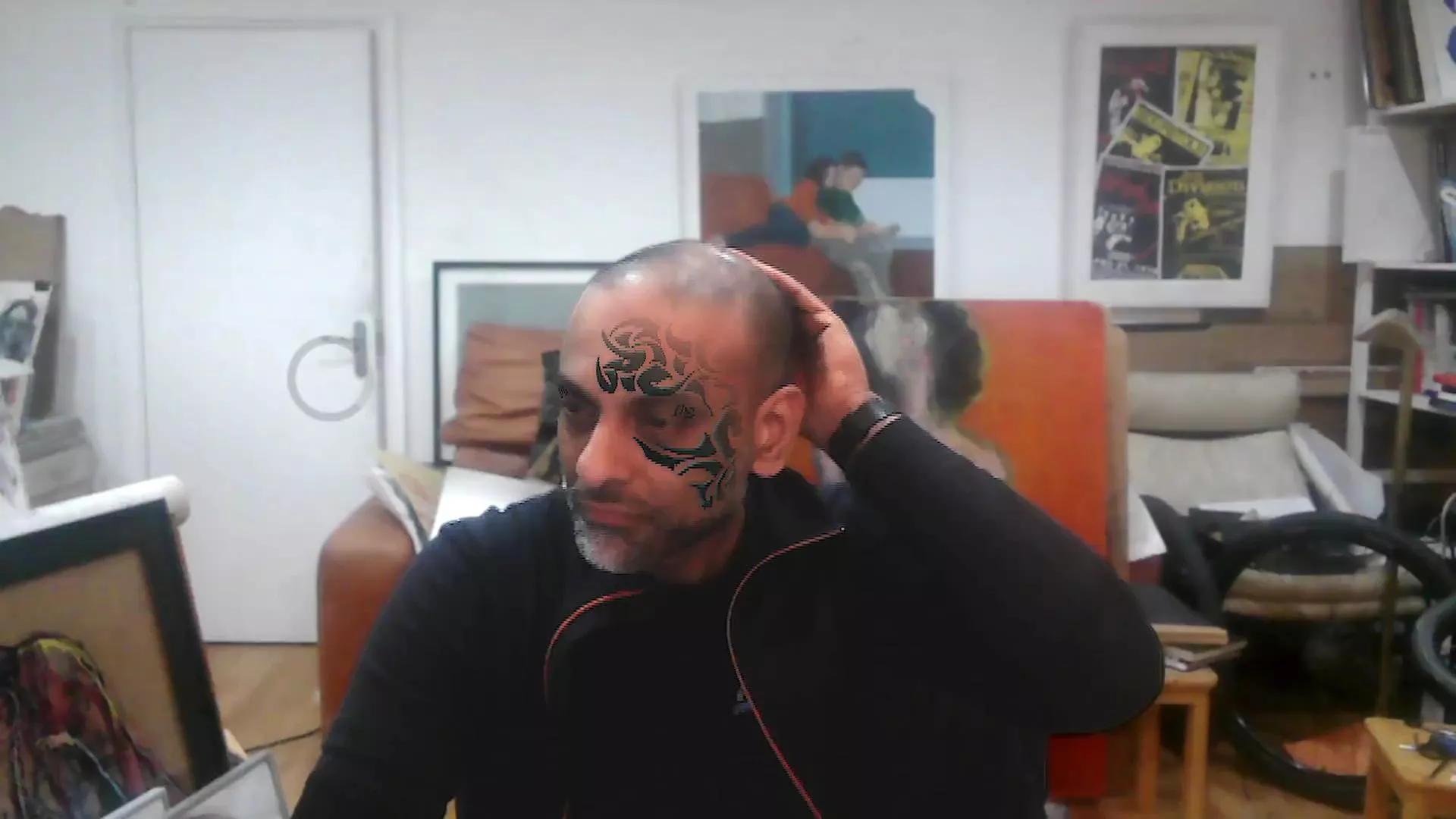 D_W_Londonboy on Cam4 
