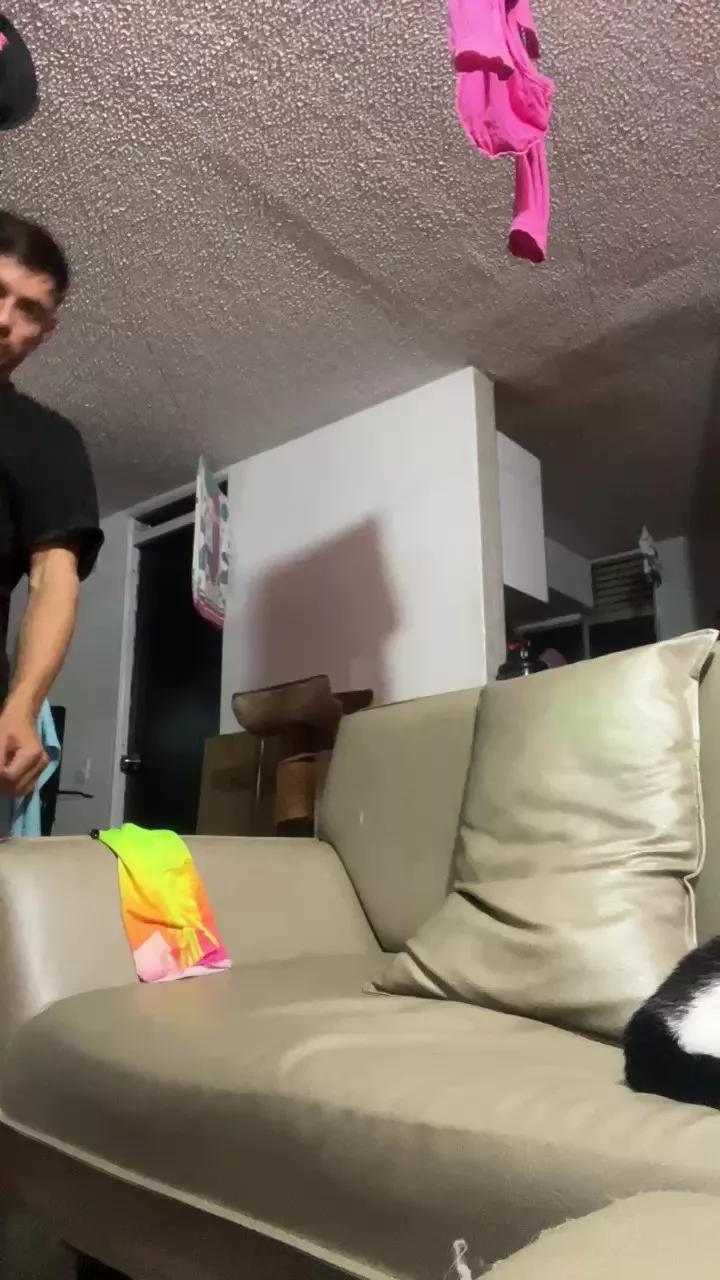 Offline Dandolatoda on Cam4