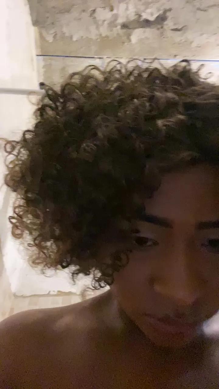 Danixayume20 — Freechat on Cam4