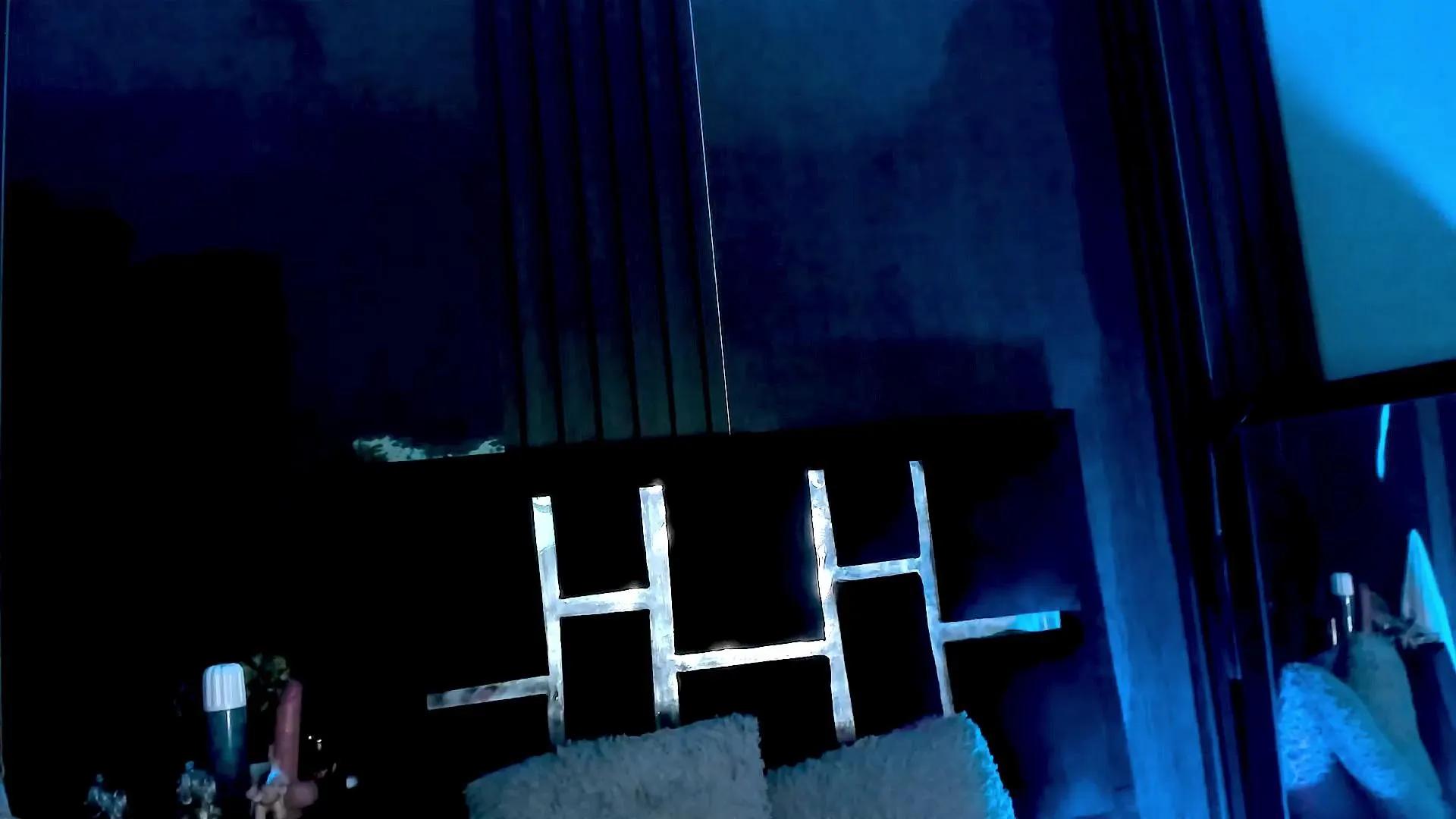 danna_rosee —  #cosplay #deepthroat #bdsm #feet #teen #latina #masturbation