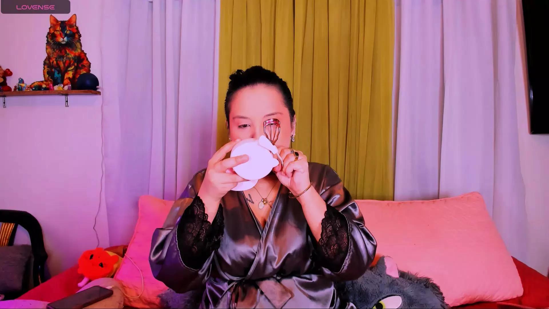 Freechat Daphnne_sweet on Cam4