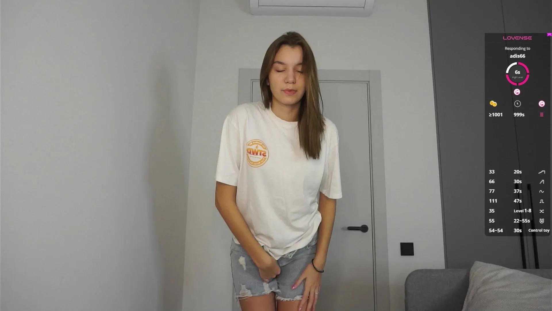 DaraKellon —  #feet #pussy #schoolgirl #ass