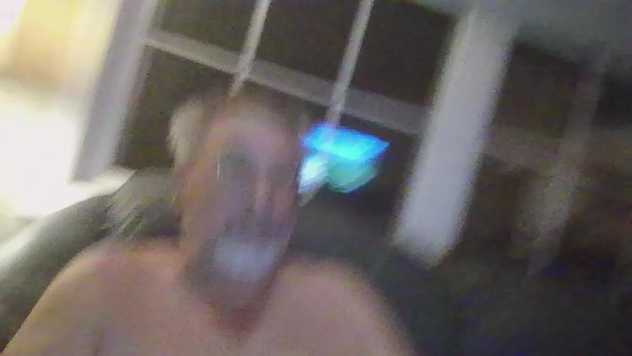 davep043 on Cam4 