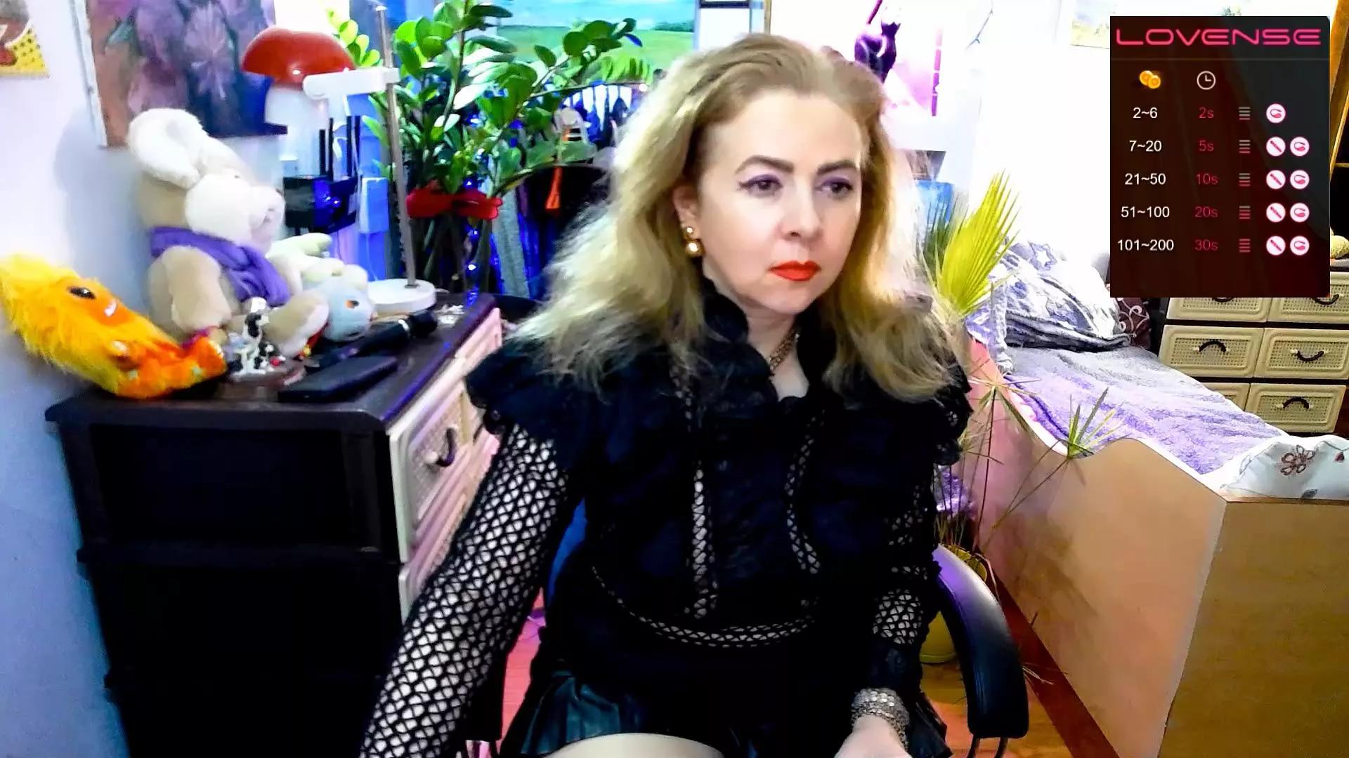 Delicecatmyau on Cam4 