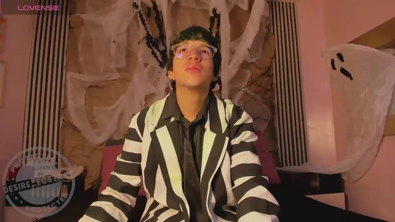 Desire_Ecstasy —  #gamer #anal #cum #C2C #masturbation #analtoys #blowjob