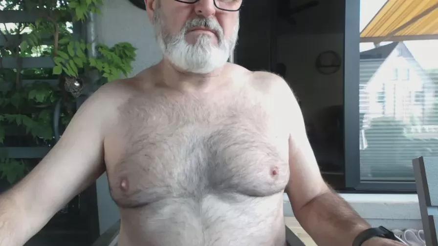 Devoteppslave on Cam4 
