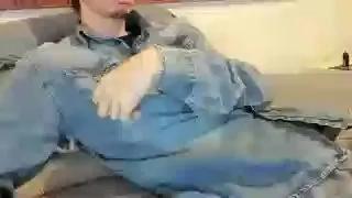 Offline digbreed on Cam4