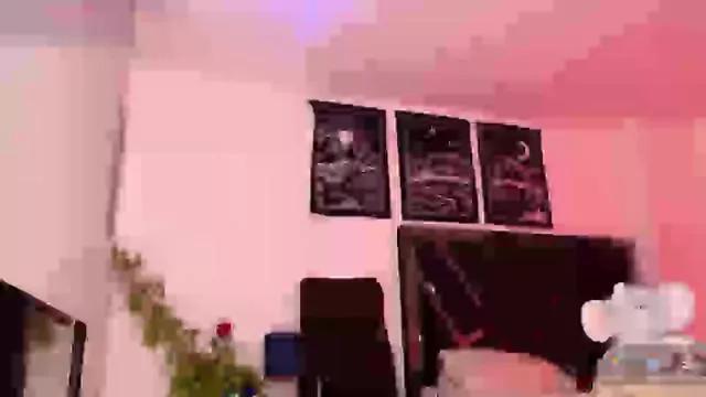 Offline doll_lissa on Cam4