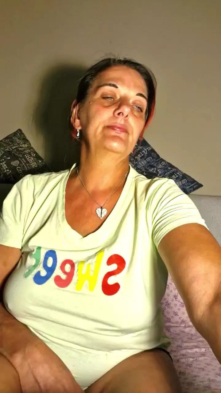 Dollysex6 on Cam4 