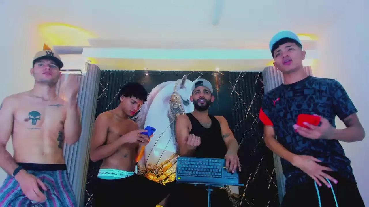 Offline Dominic_Max on Cam4