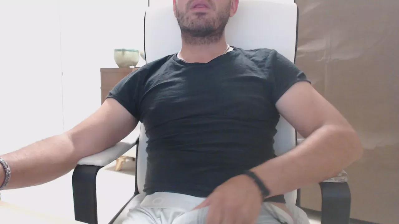 Offline dottiing2 on Cam4