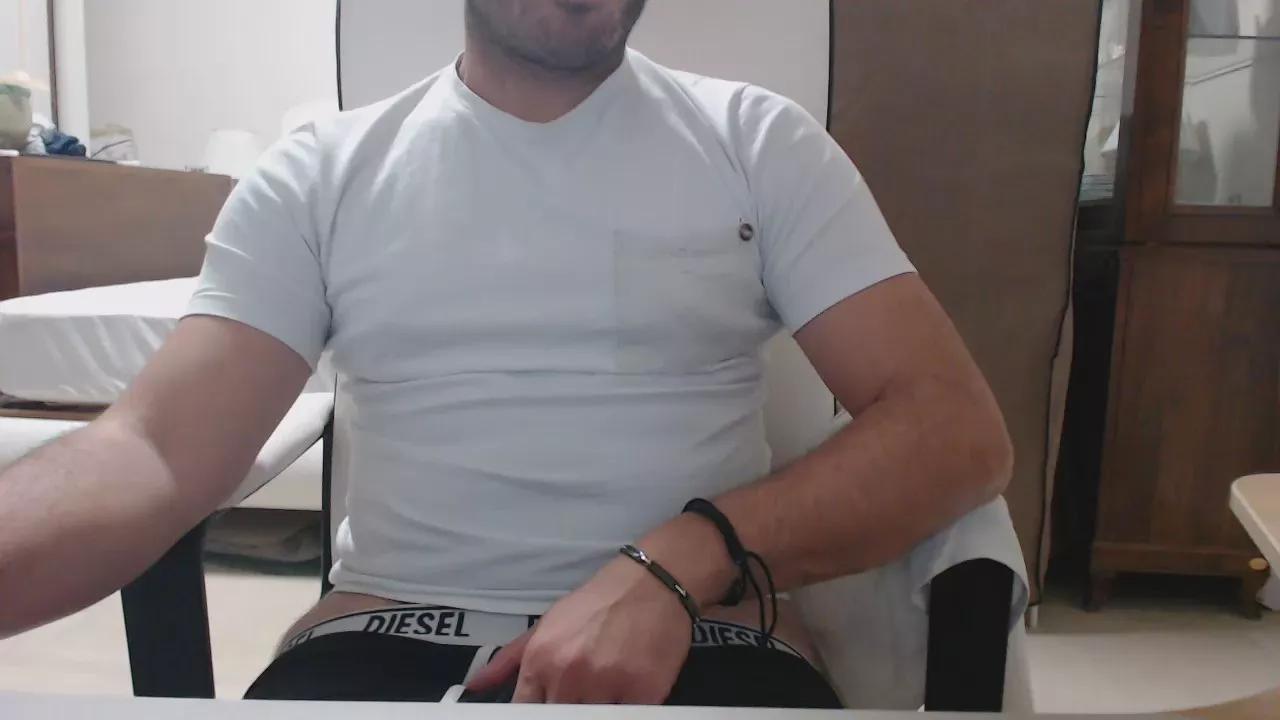 Offline dottiing2 on Cam4