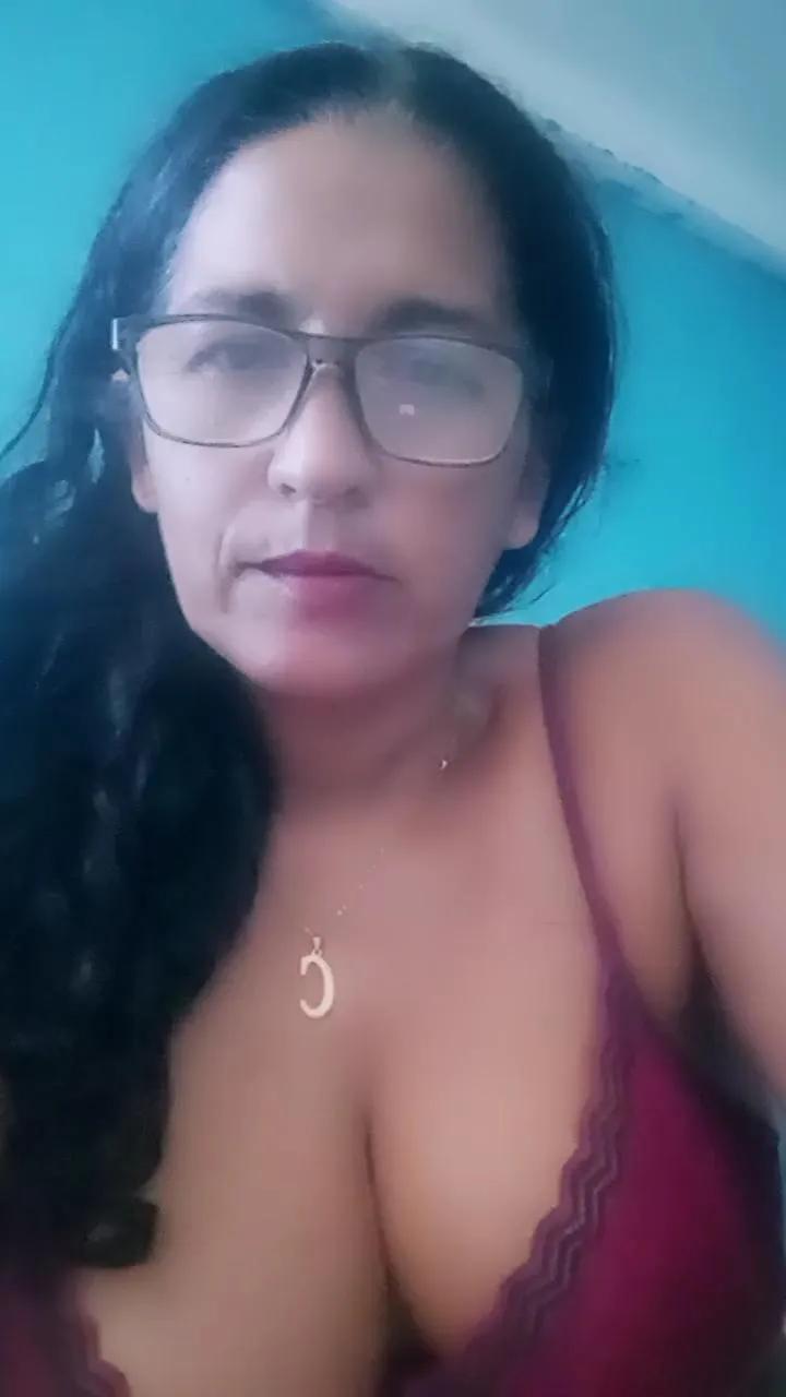 Offline Dulcemargarita on Cam4