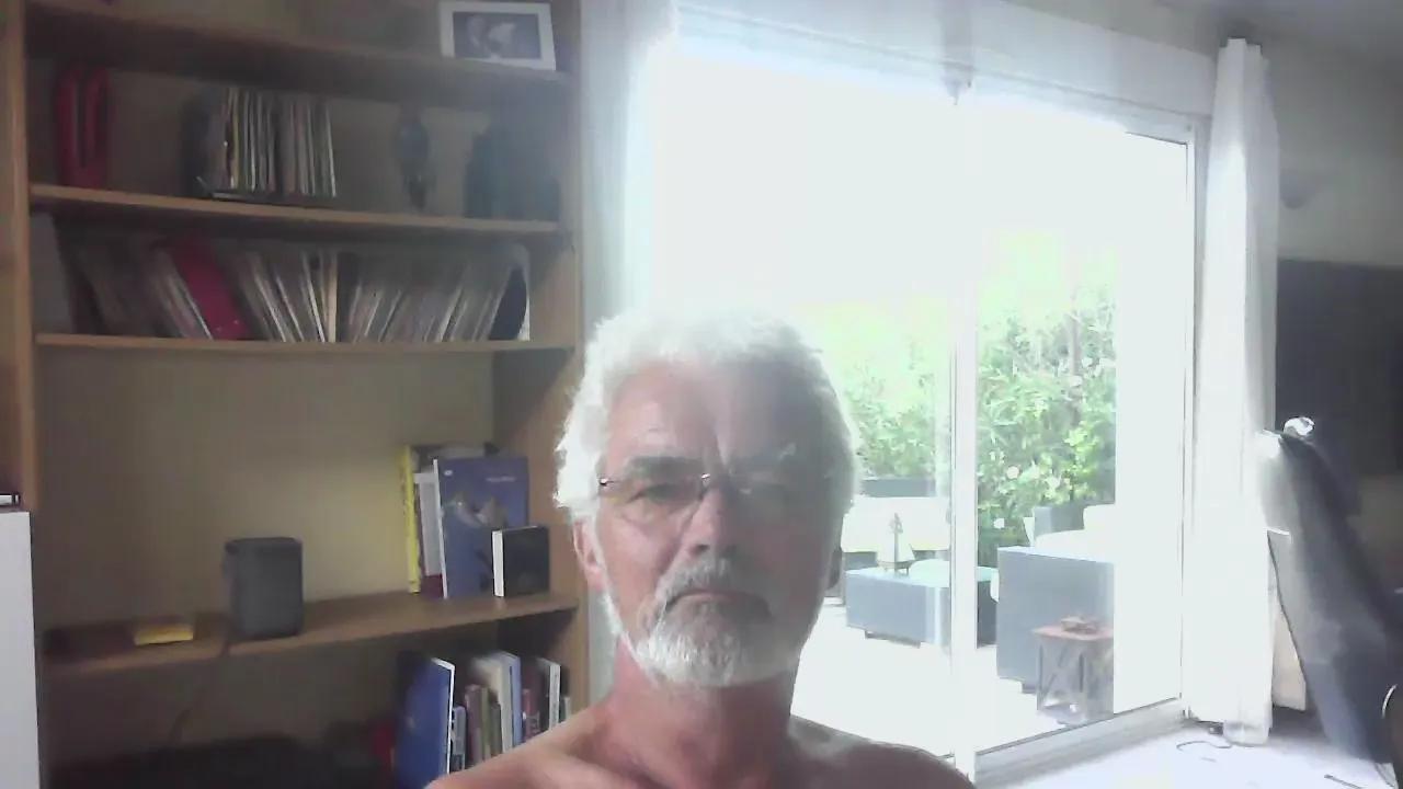 Offline dutchboy1234 on Cam4