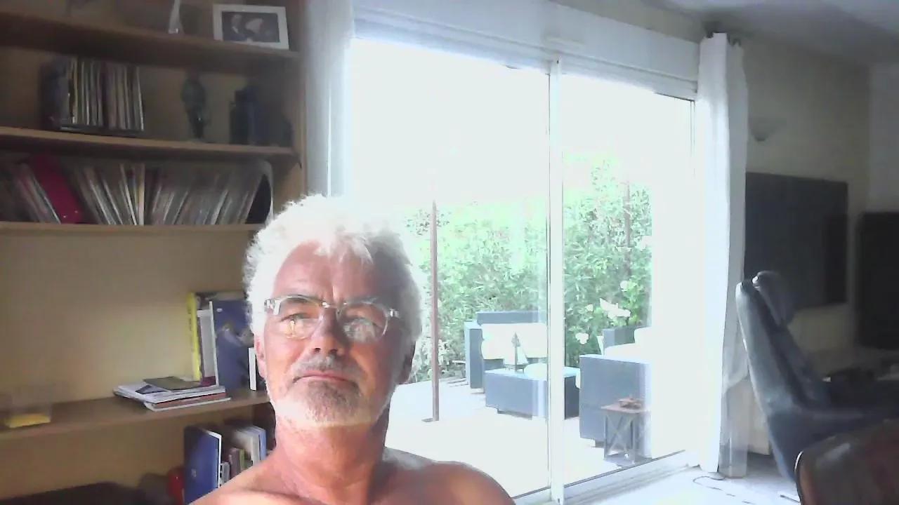 Offline dutchboy1234 on Cam4
