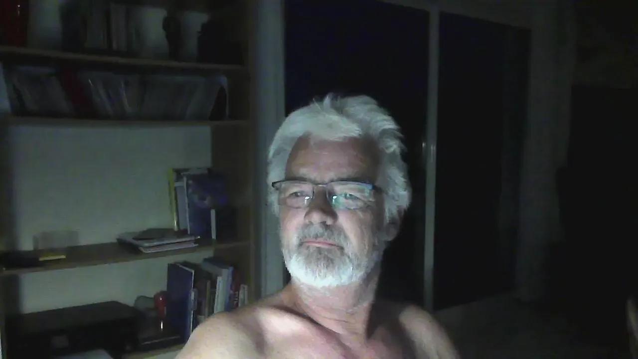 Offline dutchboy1234 on Cam4