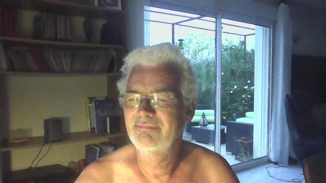 Offline dutchboy1234 on Cam4