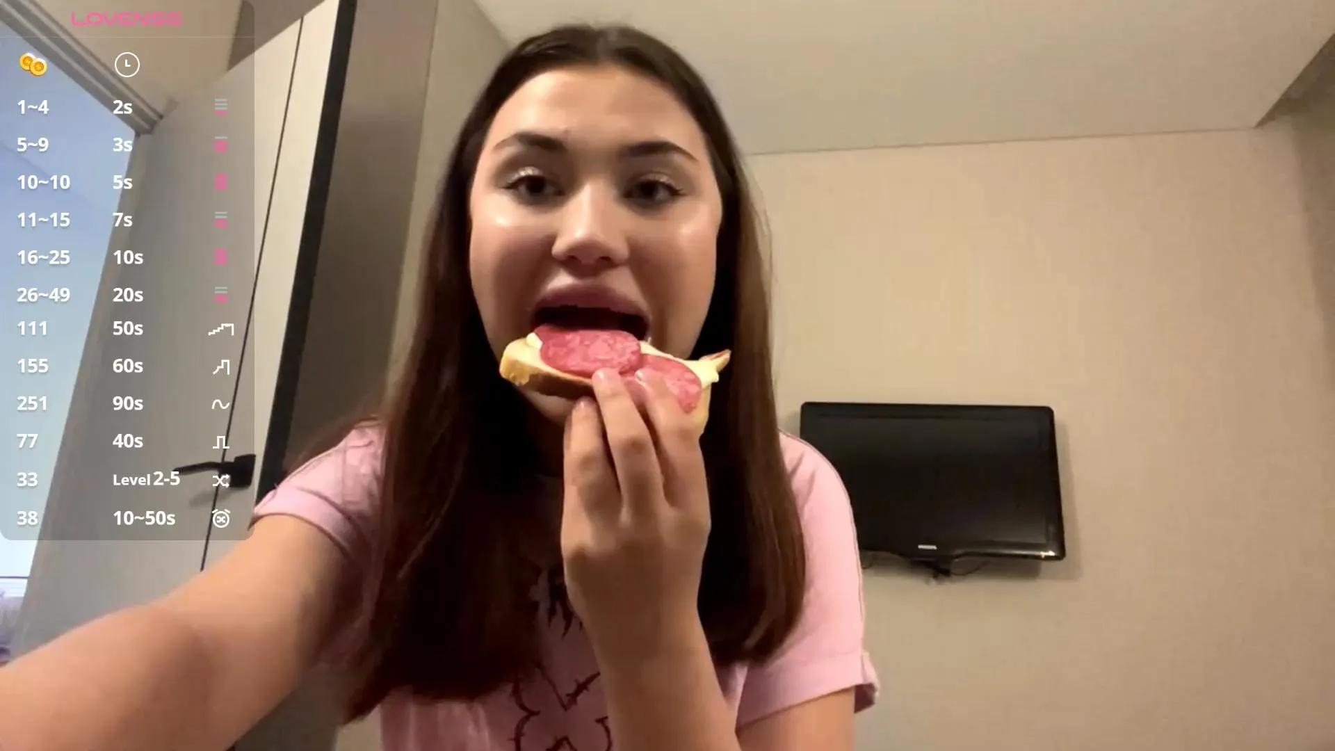 EbonieDevery — Freechat on Cam4