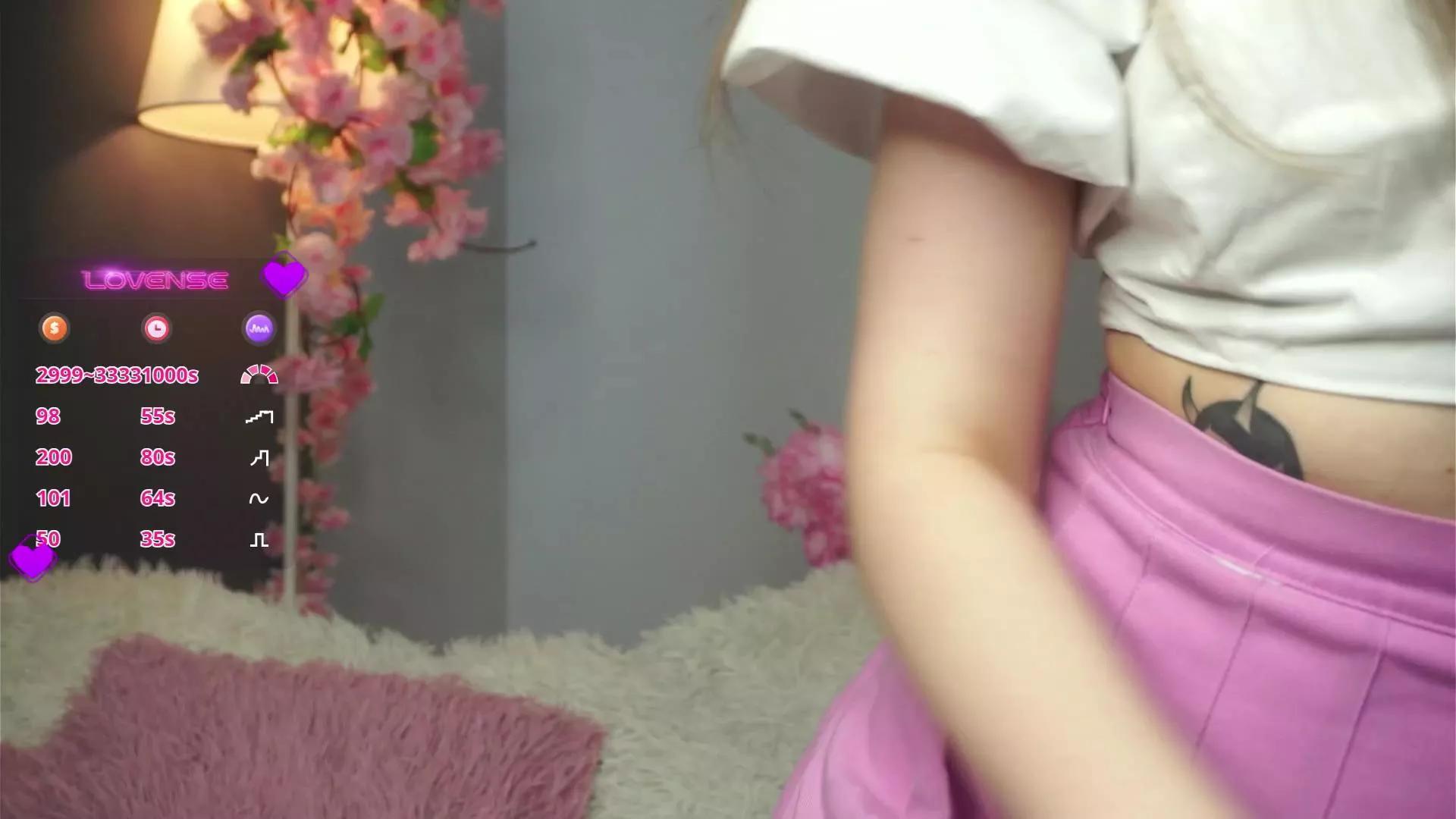 EdinaFairleigh on Cam4 