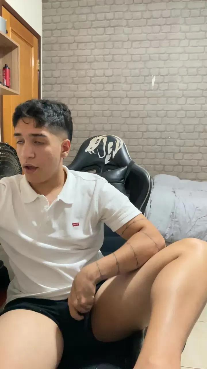 Offline EDuardoBranco on Cam4